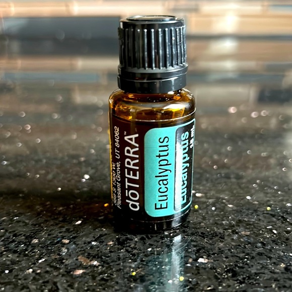 Doterra Eucalyptus essential oil - Picture 1 of 3